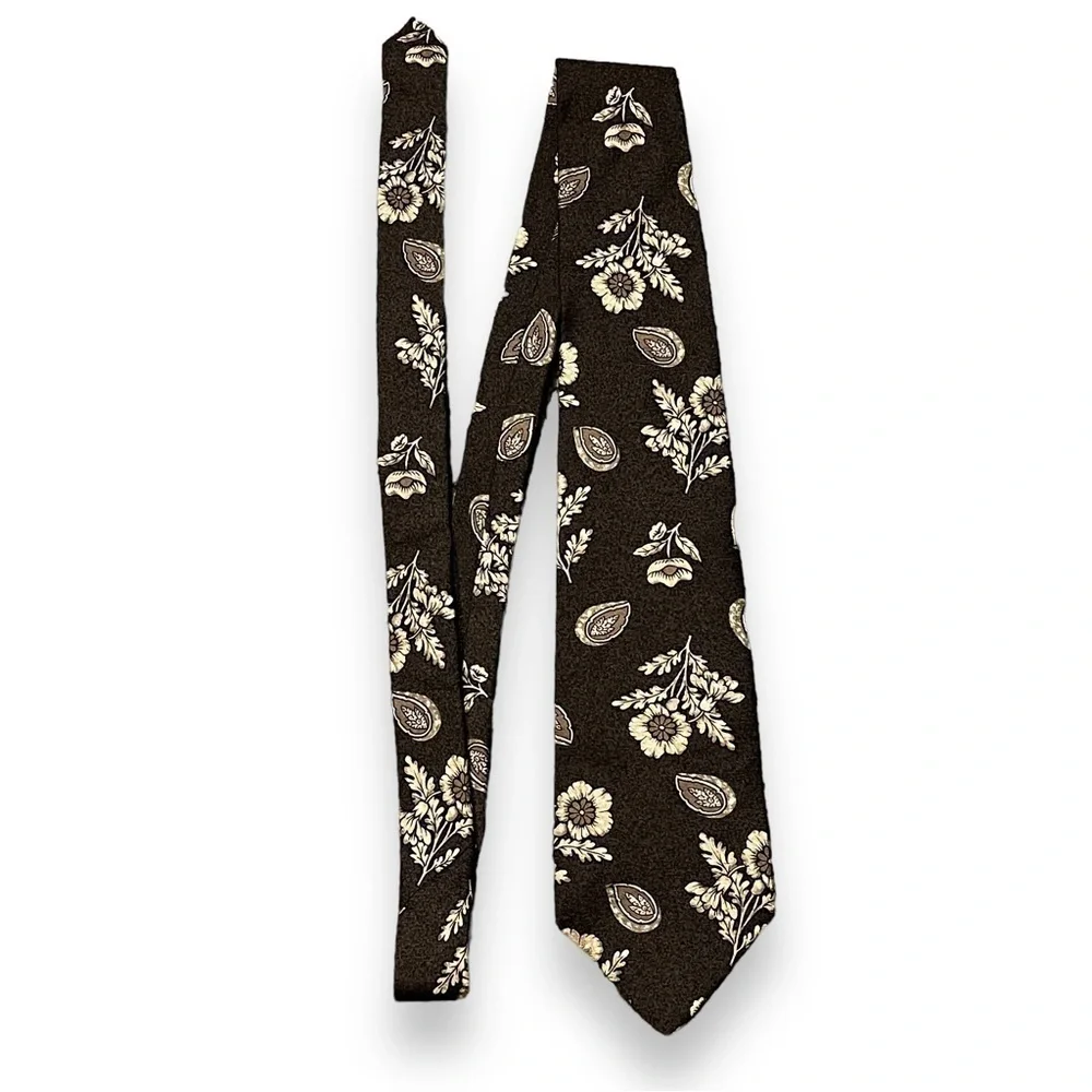 Vintage Halston 100% Silk Tie Floral Print Made in USA With Tag Designer Classic